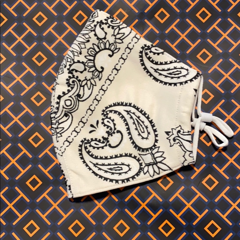 NWT Tory Burch Face Mask